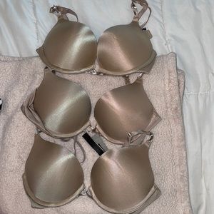 VS Bombshell Bra Bundle